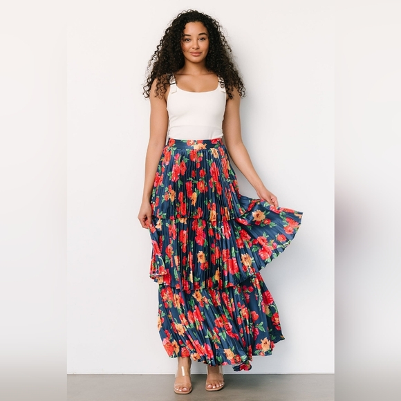 Alaina Tiered Maxi Skirt, Size Large. NWOT! - Picture 3 of 6